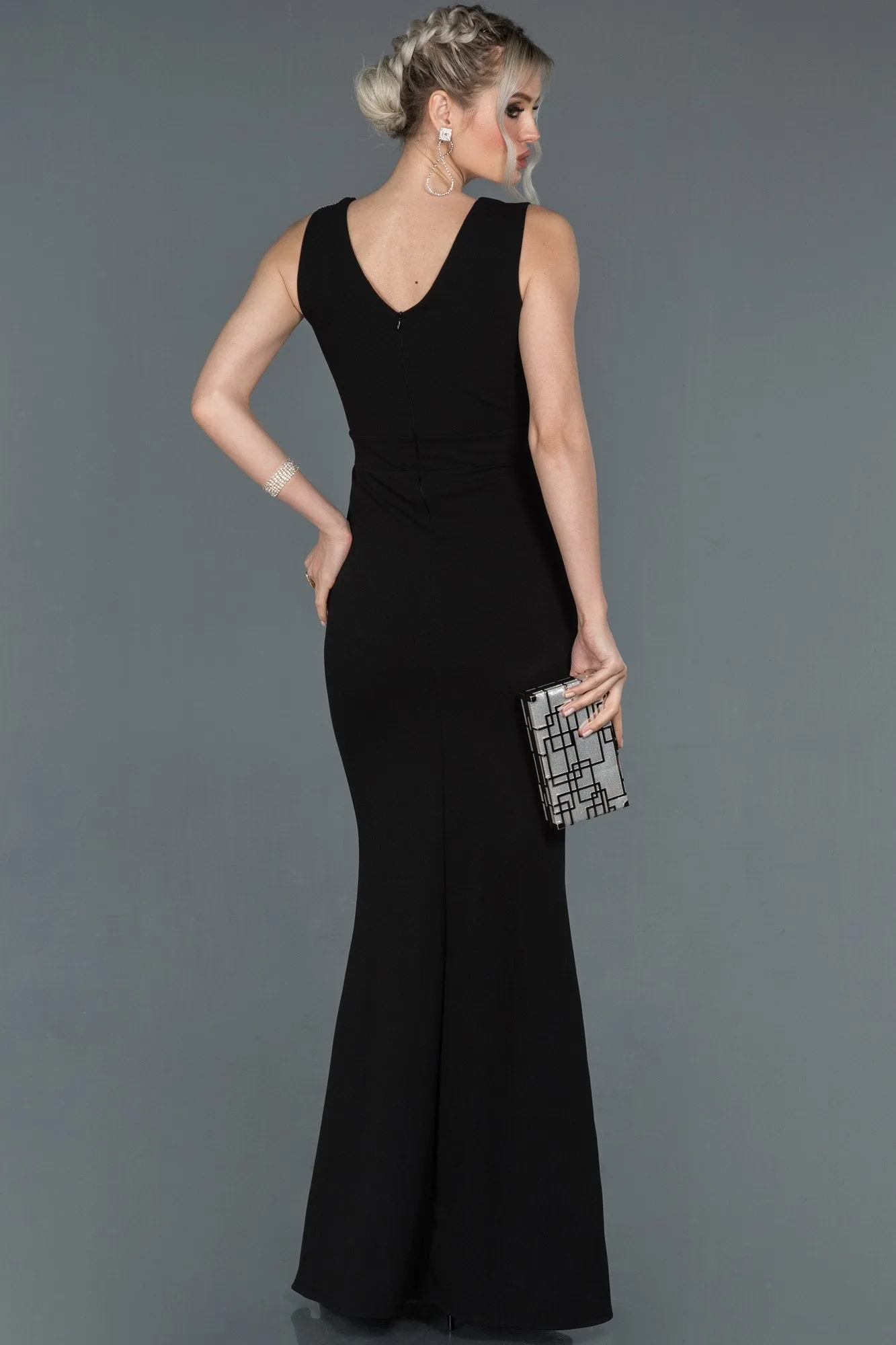 16717 Black-Silver Sequin Detail Mermaid Dress