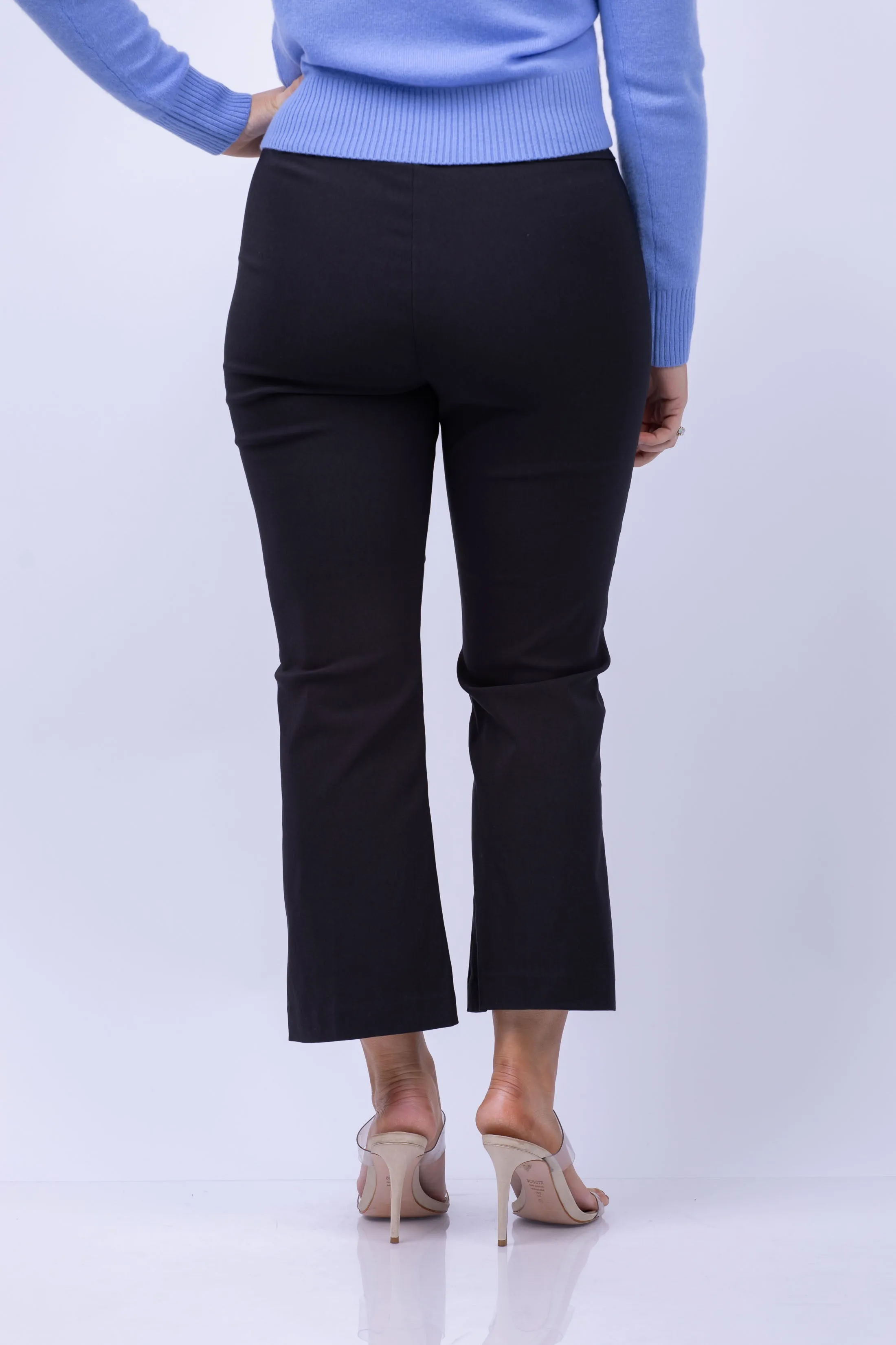 Avenue Montaigne Signature Pant in Black