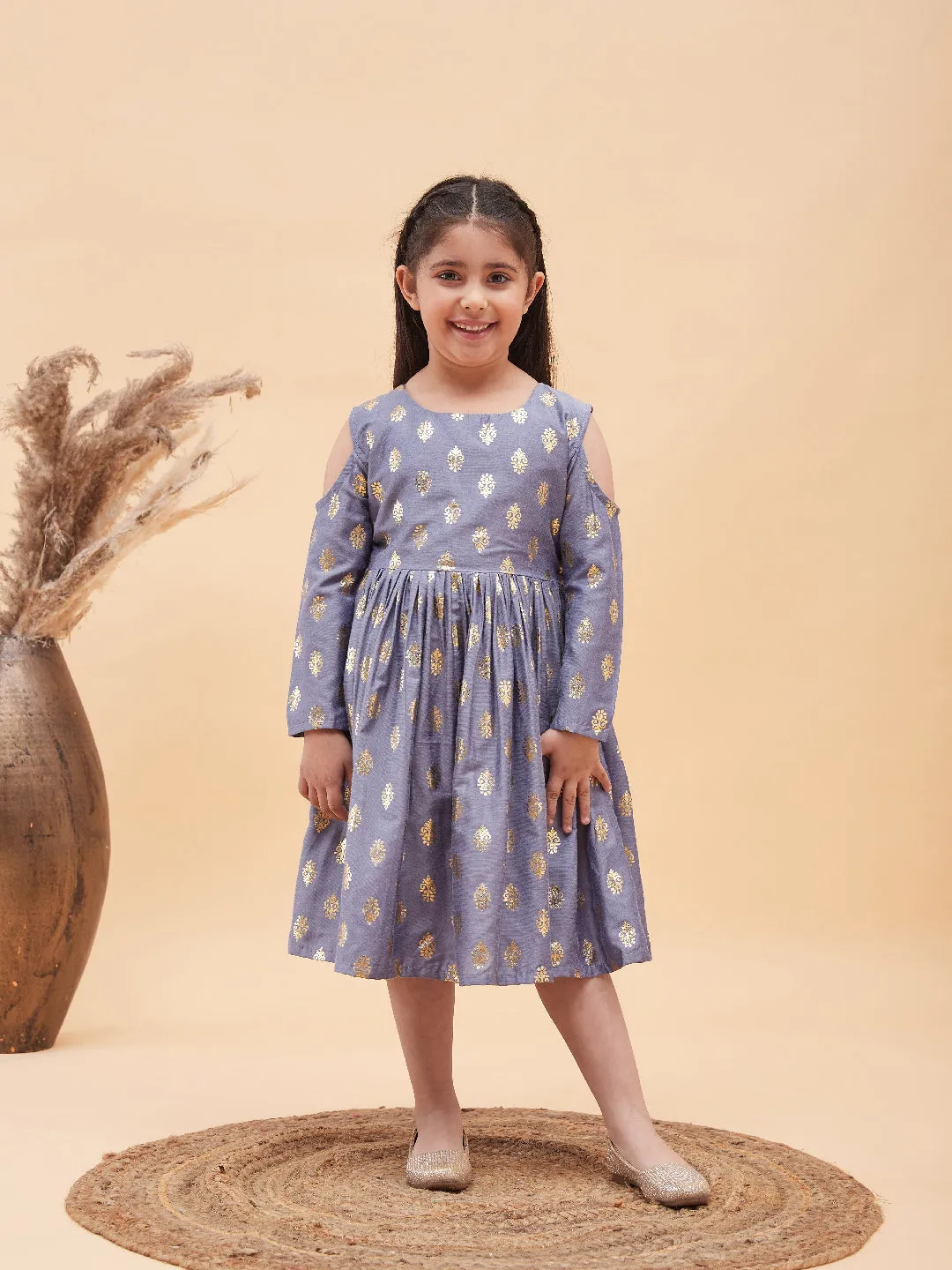 Jashvi Girl's Grey Foil Printed Cold Shoulder Kurti