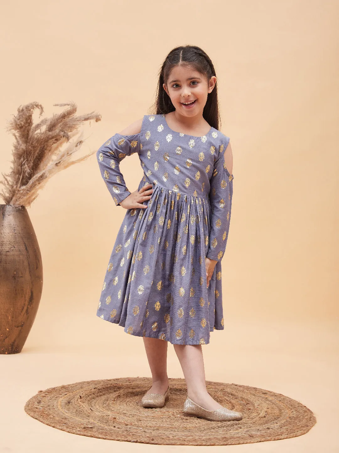 Jashvi Girl's Grey Foil Printed Cold Shoulder Kurti