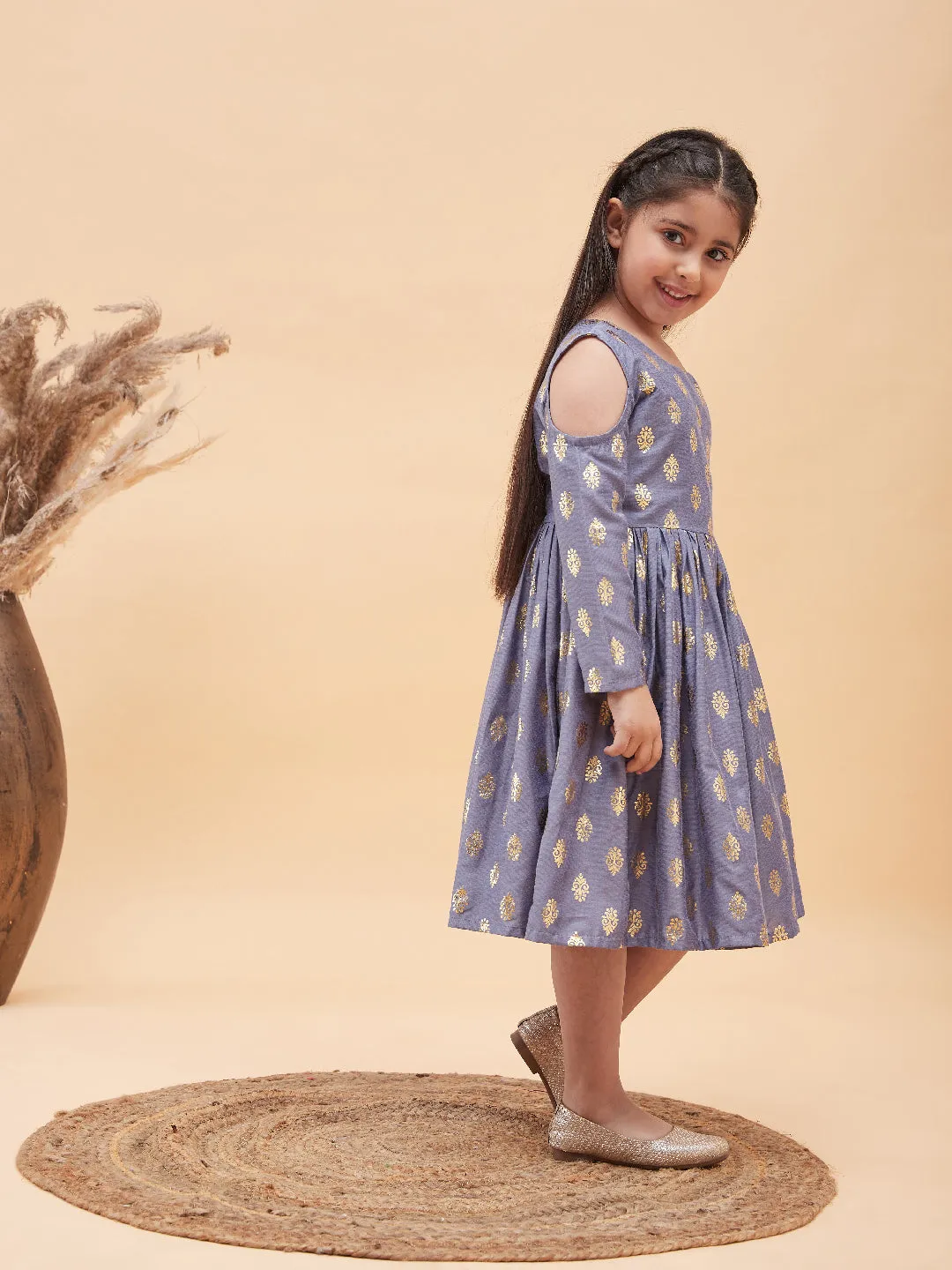 Jashvi Girl's Grey Foil Printed Cold Shoulder Kurti