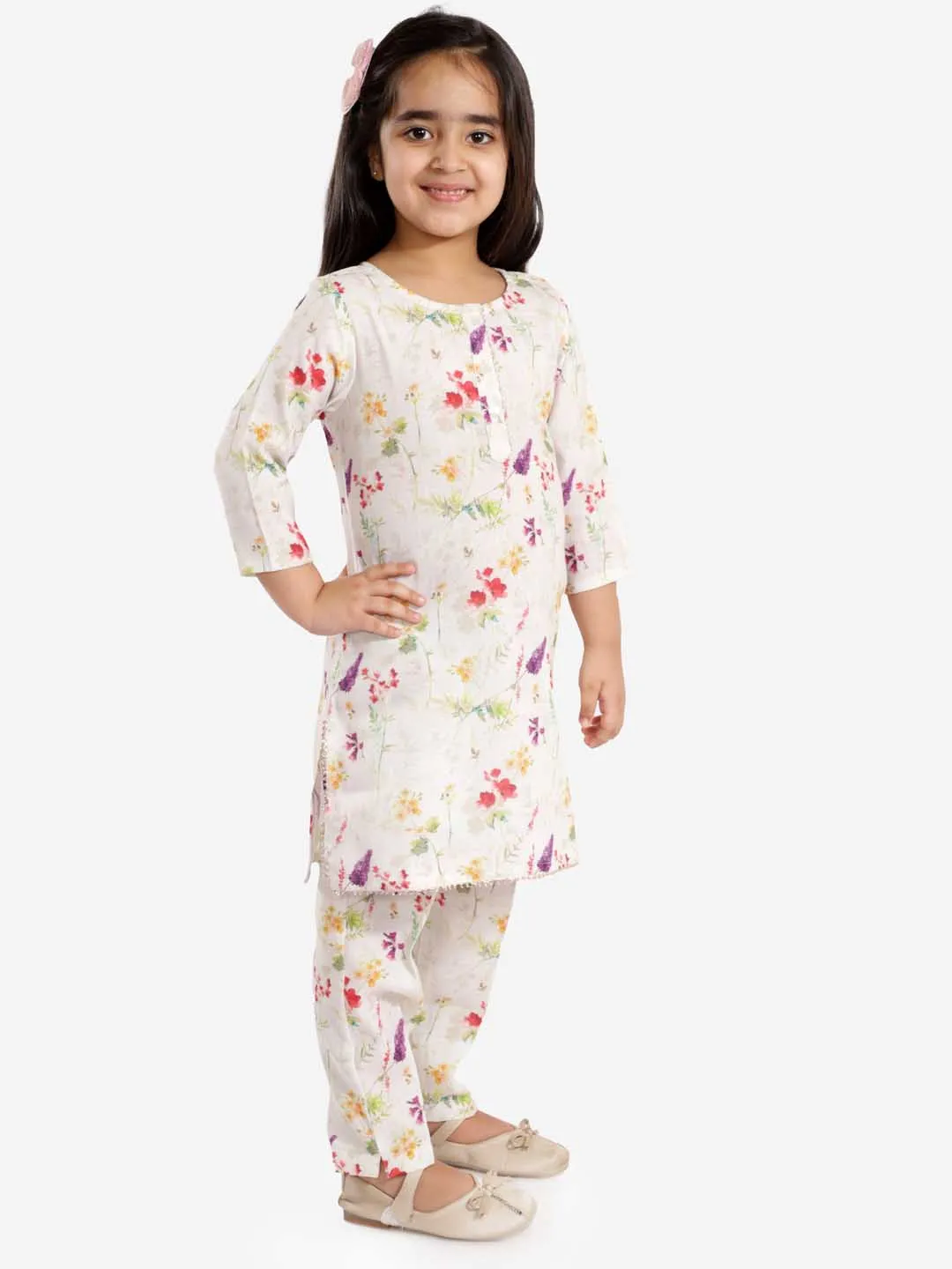Jashvi Girls' Multicolor-Base Cream Kurta Pant set