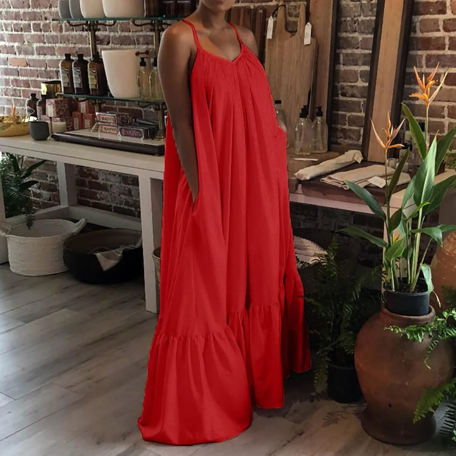 Spaghetti Strap Dresses for Women Plus Size Sleeveless Summer Casual Flowy Dress Ruffle Hem Swing Midi Sundress