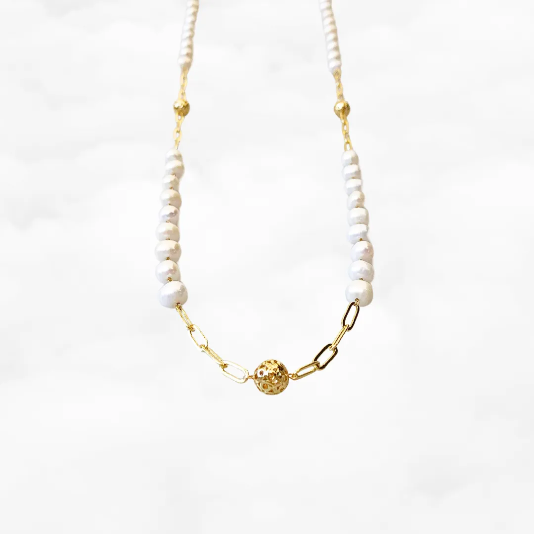 The Cloud Long Pearl Necklace