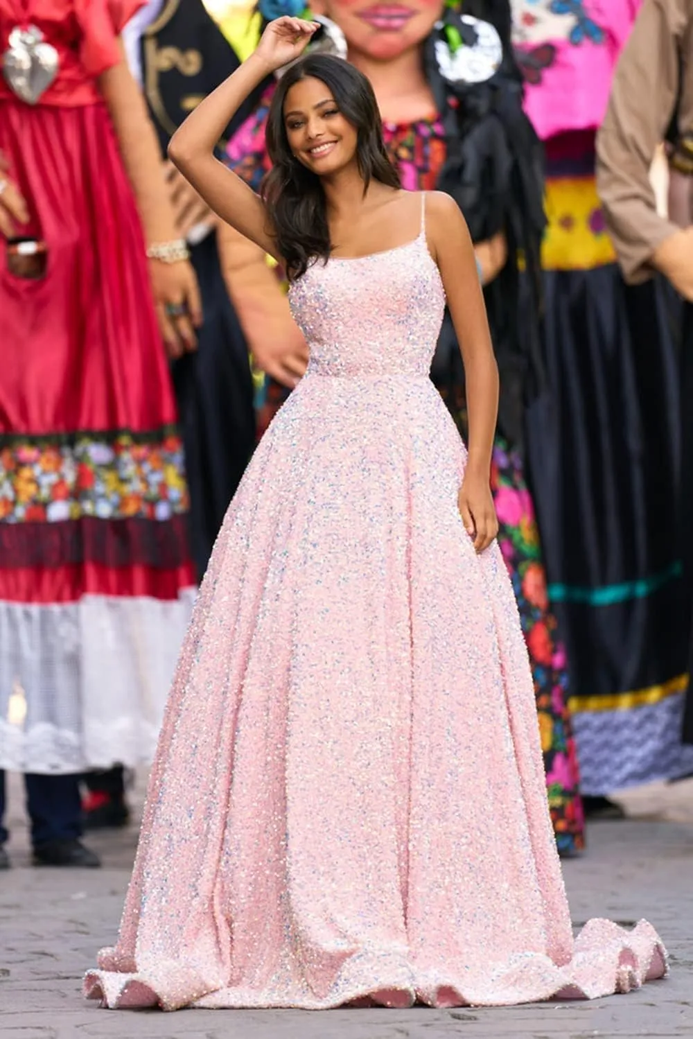 Tianzhihe Sequin Prom Dresses 2025 Long Sparkly Ball Gowns Spaghetti Straps A-Line Formal Evening Party Gown with Pockets