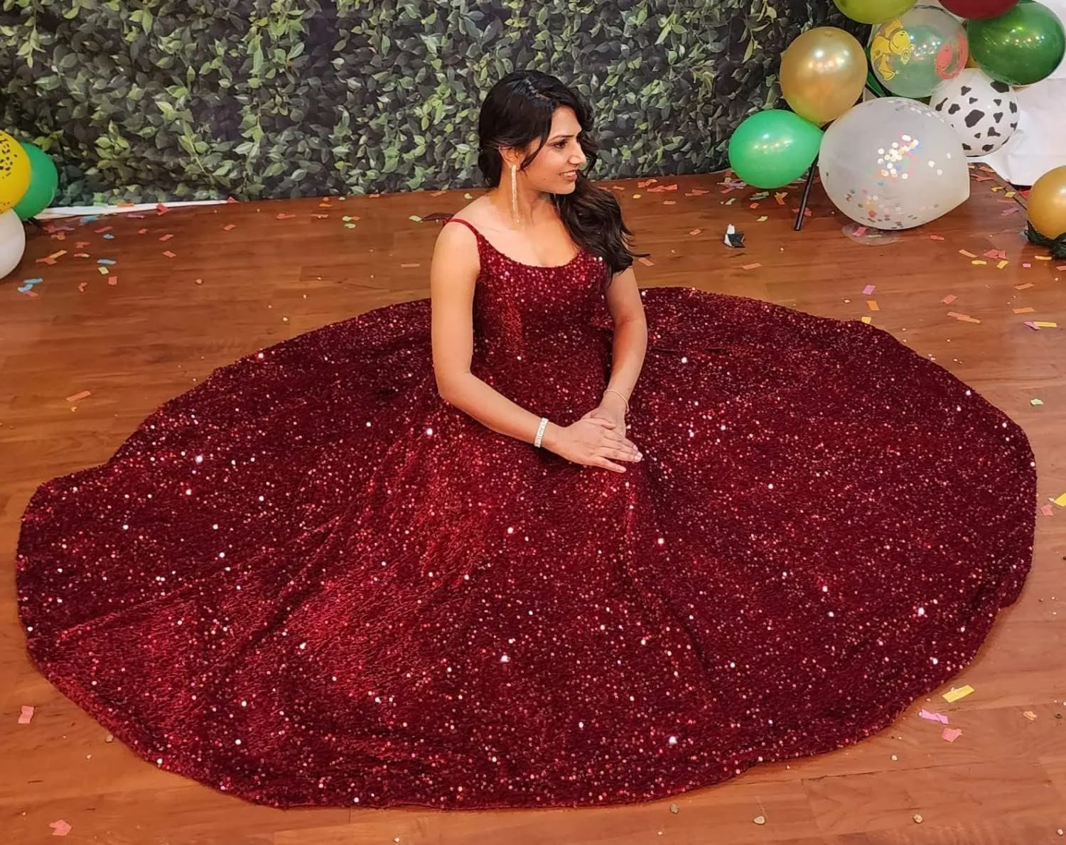 Tianzhihe Sequin Prom Dresses 2025 Long Sparkly Ball Gowns Spaghetti Straps A-Line Formal Evening Party Gown with Pockets